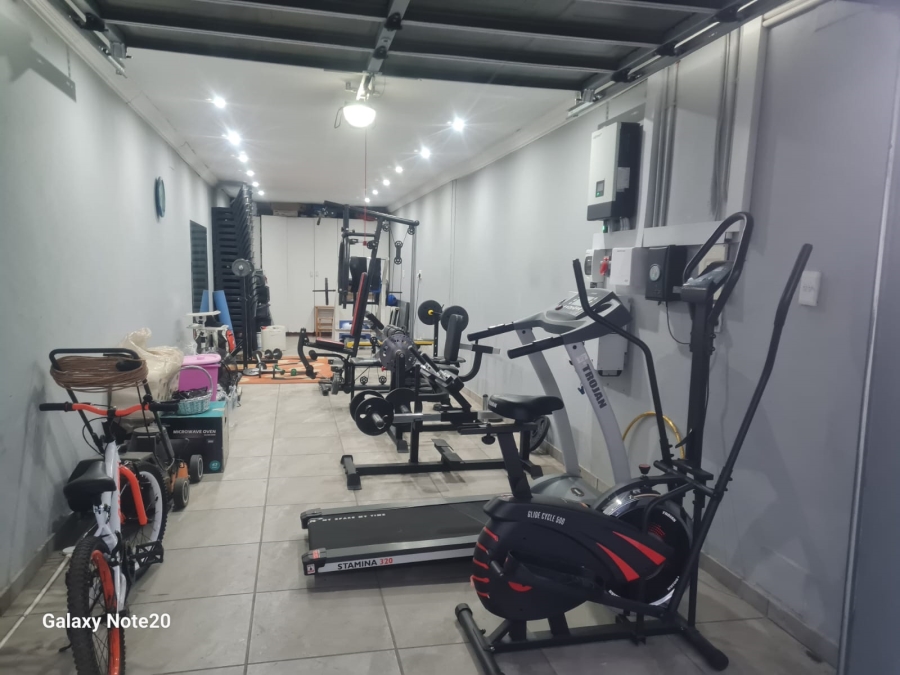 4 Bedroom Property for Sale in Zinniaville North West